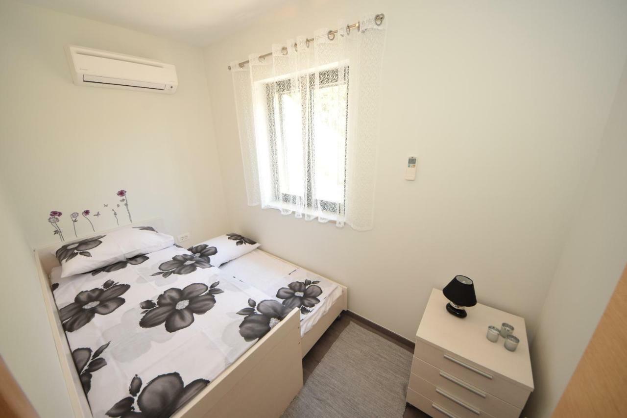 Apartmani Dora I Kati 오레비츠 외부 사진